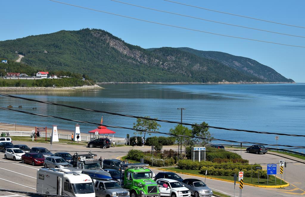 Motel Et Chalets Bo-Fleuve Evangeline Saint-Siméon Eksteriør bilde