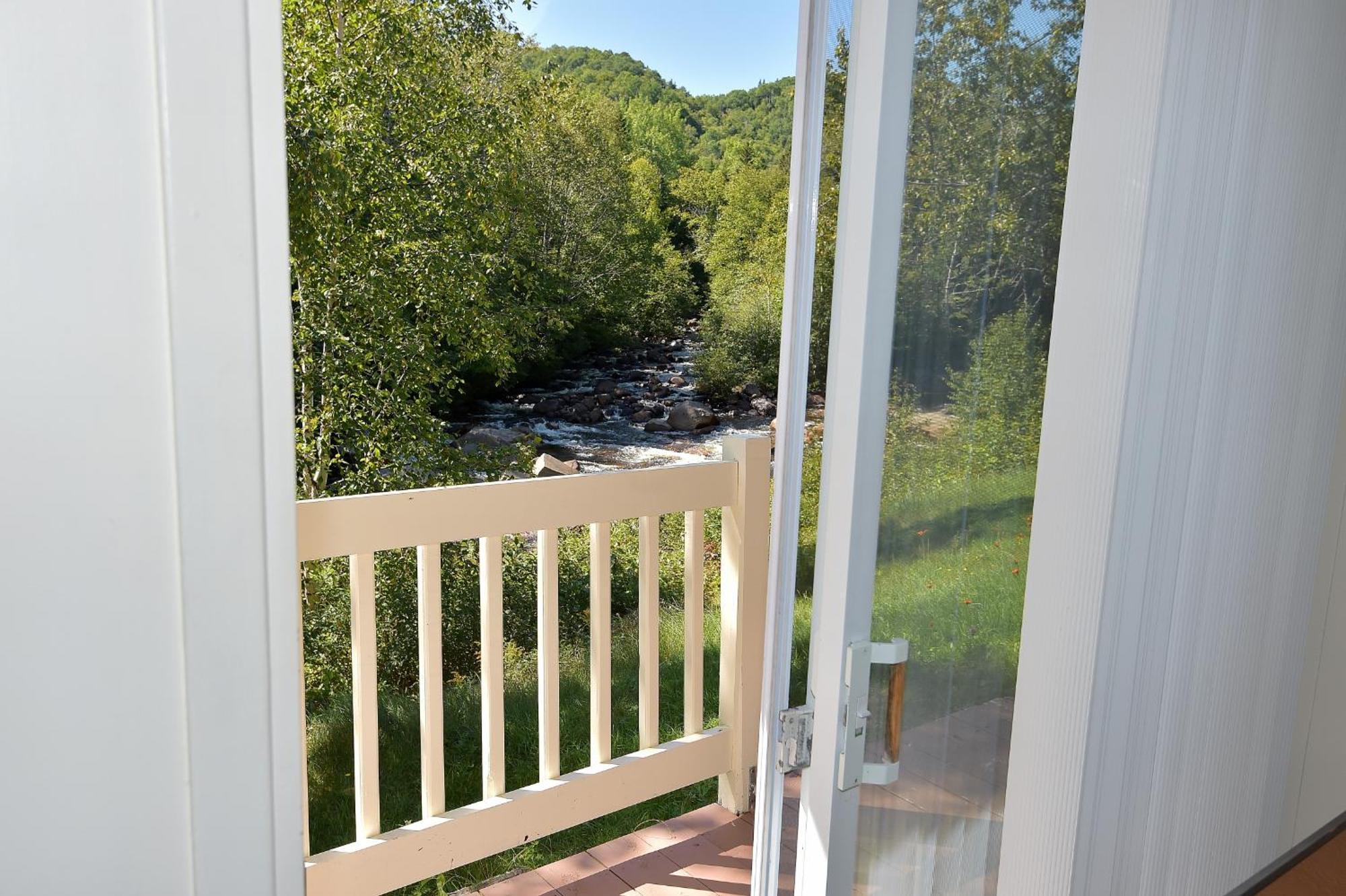 Motel Et Chalets Bo-Fleuve Evangeline Saint-Siméon Rom bilde