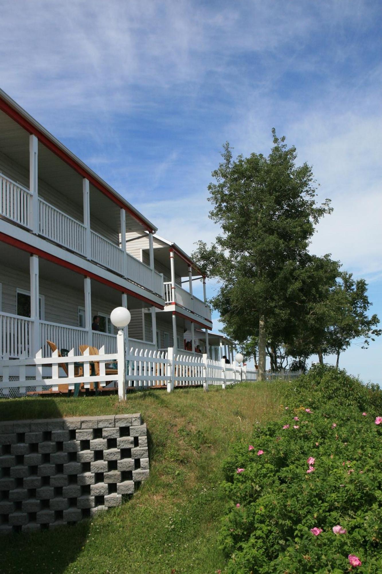 Motel Et Chalets Bo-Fleuve Evangeline Saint-Siméon Rom bilde