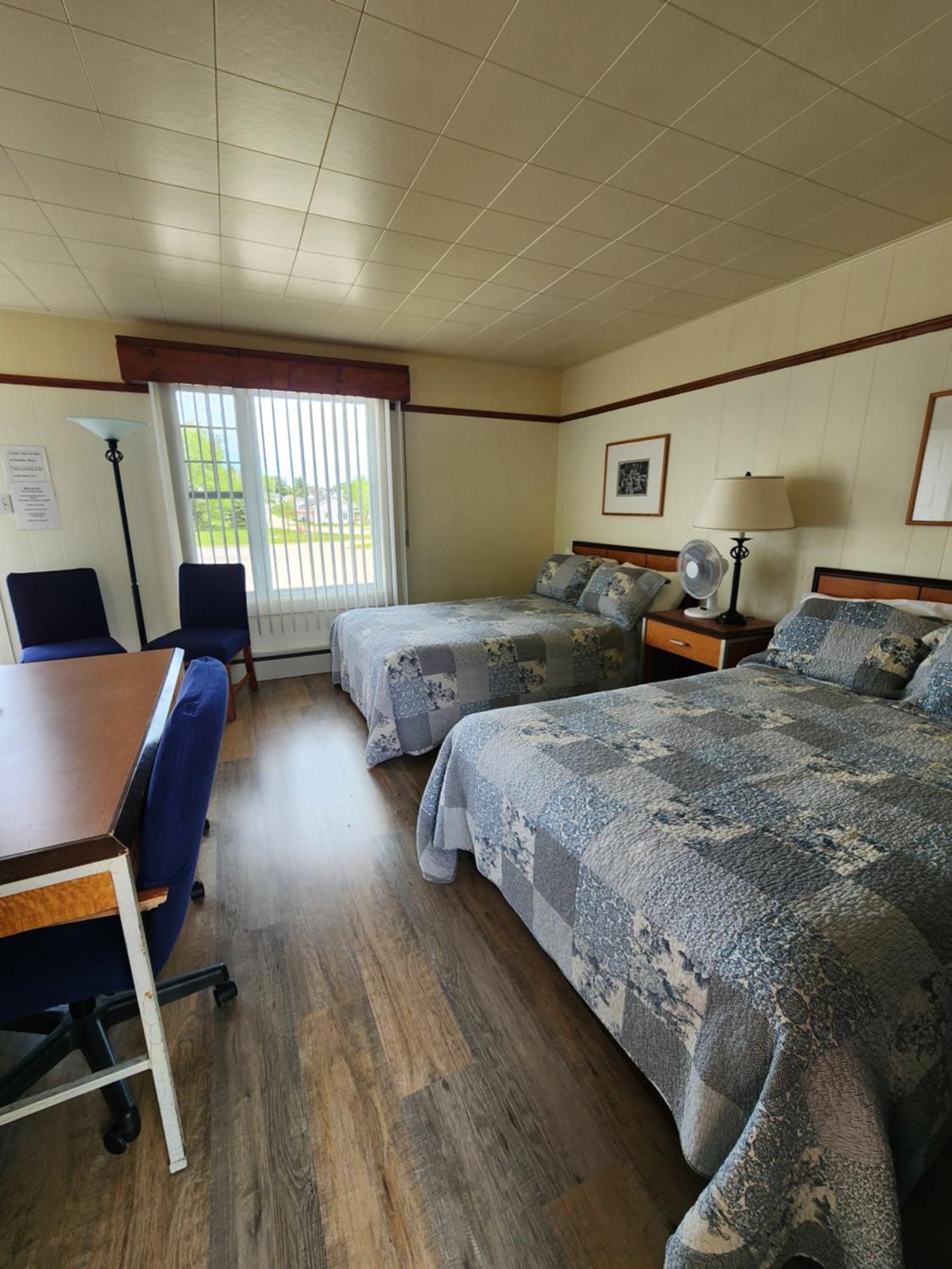 Motel Et Chalets Bo-Fleuve Evangeline Saint-Siméon Eksteriør bilde
