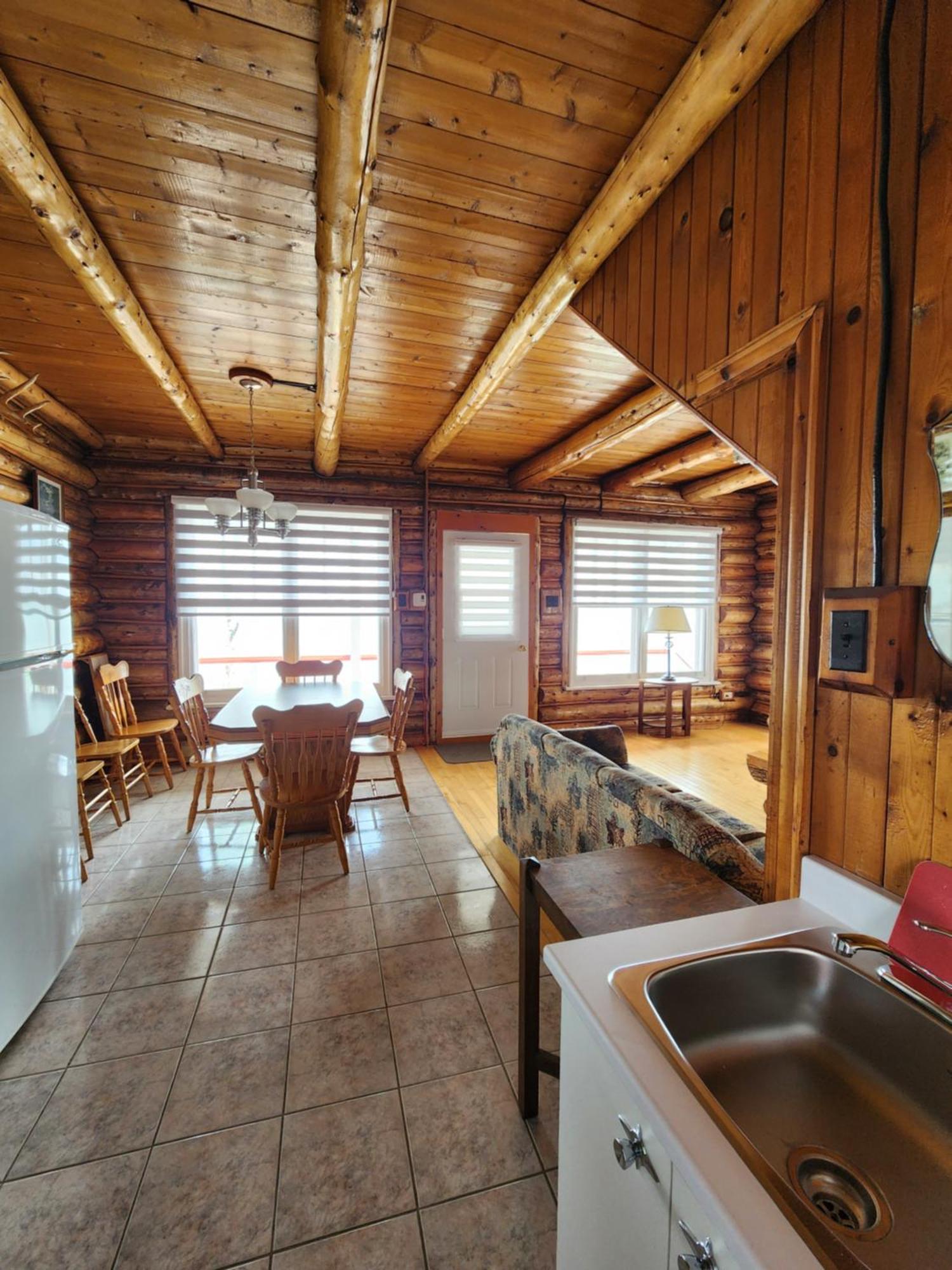 Motel Et Chalets Bo-Fleuve Evangeline Saint-Siméon Eksteriør bilde